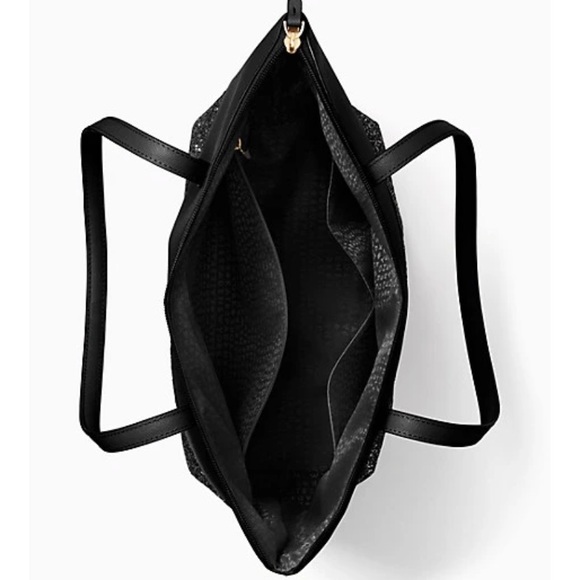 ♠️ SOLD Kate Spade Greta Court Penny in Black ♠️ - Picture 3 of 9